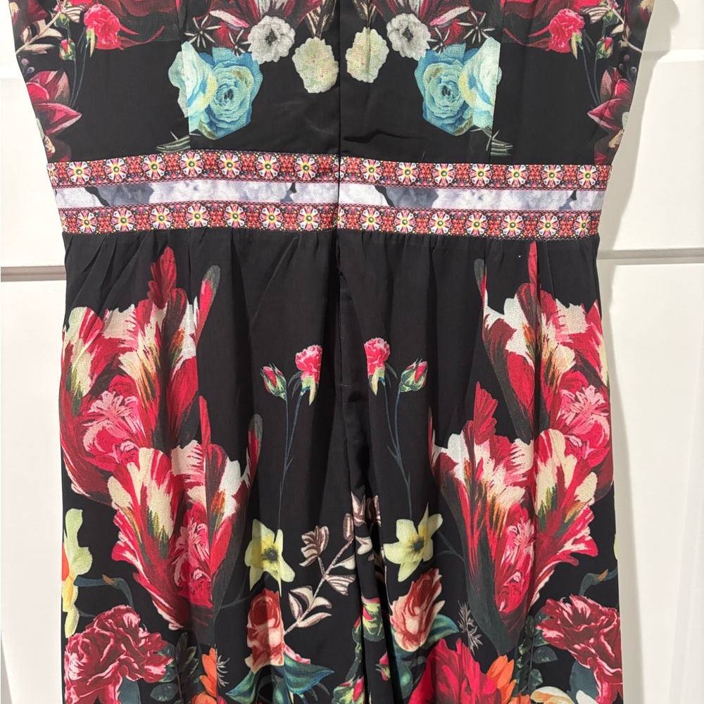 Dalia MacPhee Maxi Floral Dress - Picture 9 of 10